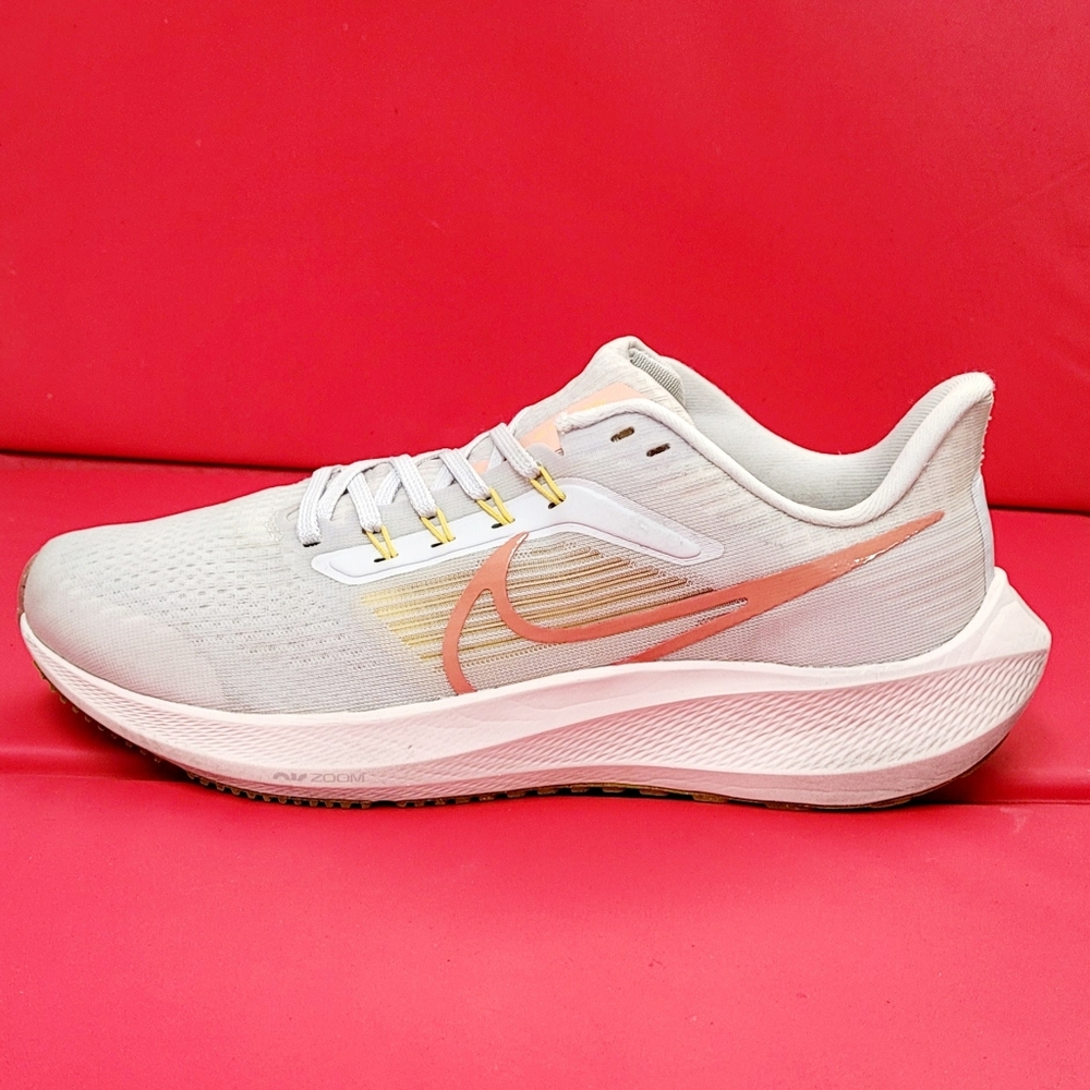 Nike Air Zoom Pegasus 39 Women's Running Shoes #DH4072-501 size 9.5